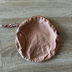 BAGGU Packable Sun Hat pouch